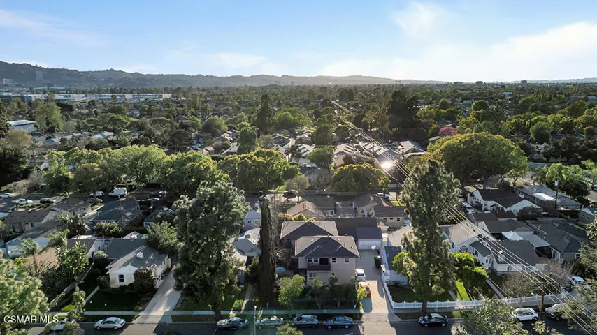 625 N Niagara St- HsHProd-1