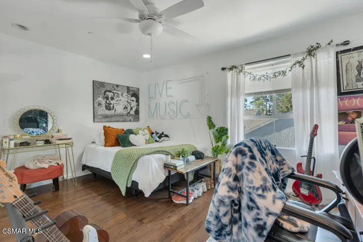 625 N Niagara St- HsHProd-80