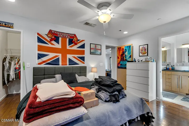 625 N Niagara St- HsHProd-31