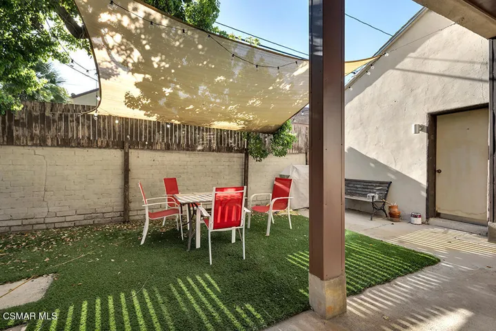 625 N Niagara St- HsHProd-41