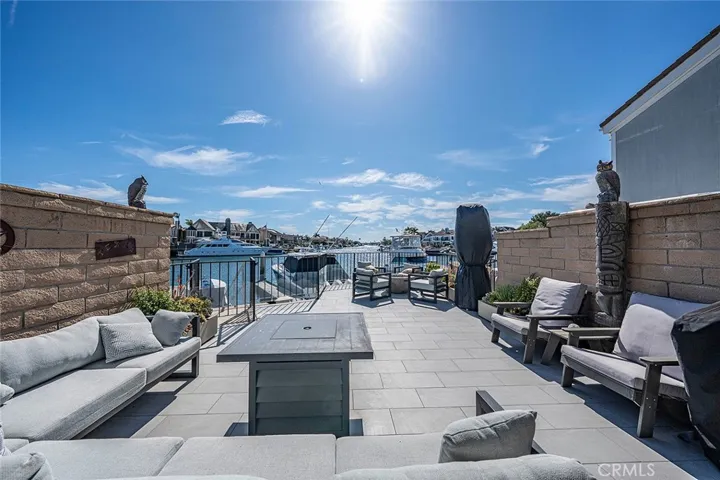 16114 Bonaire Circle, Huntington Beach, California 92649