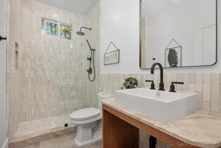 833 Orion Way, San Marcos, California 92078