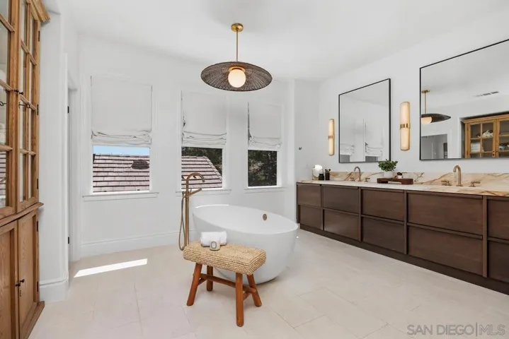 833 Orion Way, San Marcos, California 92078