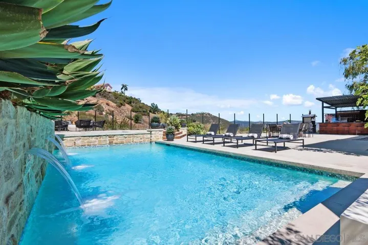 833 Orion Way, San Marcos, California 92078