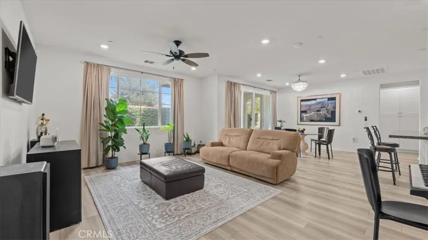 4547 S Luna Privado, Ontario, California 91761