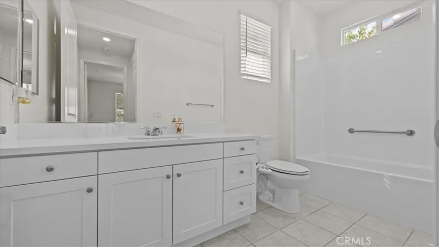 4547 S Luna Privado, Ontario, California 91761