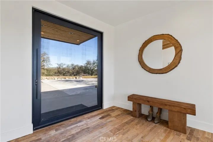 Front door with auto soft close.