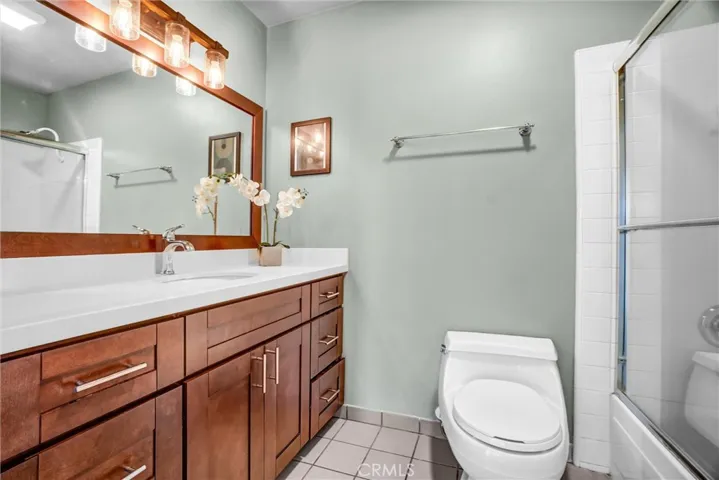 Upstairs Bathroom