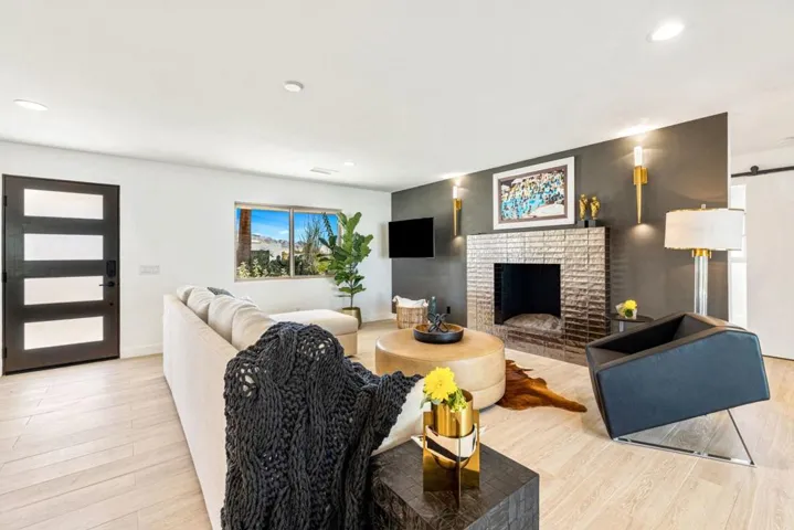 008_47-print-2z7a1693_190