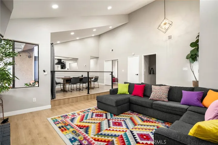 1128 Dawn Ridge, Covina, California 91724