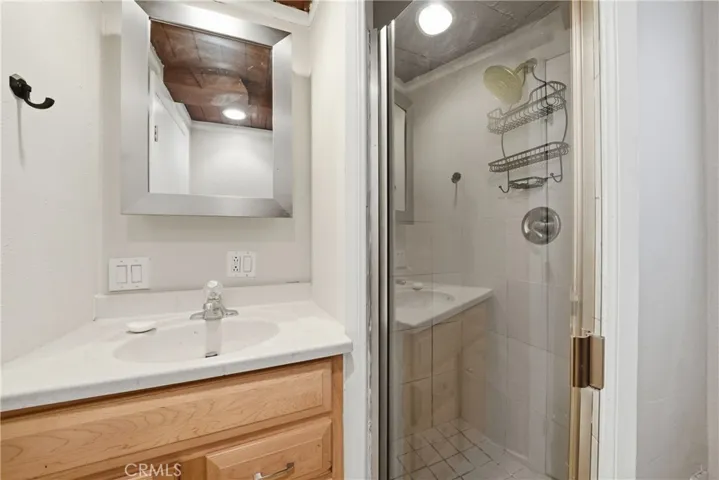 Top floor bath