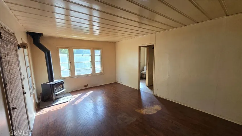 Front/Living Room