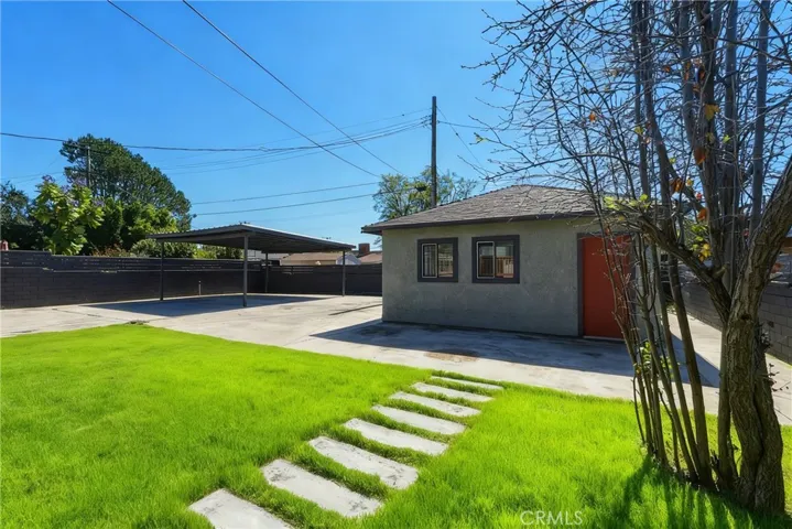 Exterior Flex Room / Office / Guest Space