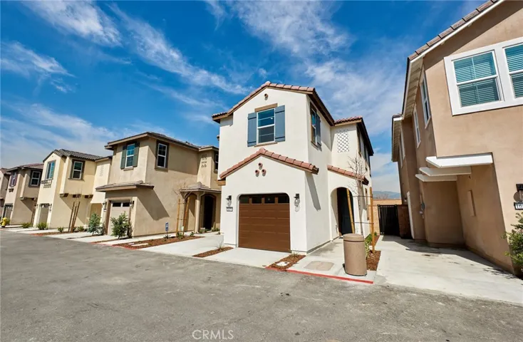 16554 Stone Pine Lane, Fontana, California 92336