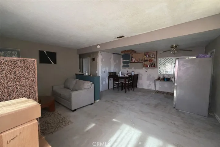 17625 Bobrick, Lake Elsinore, California 92530