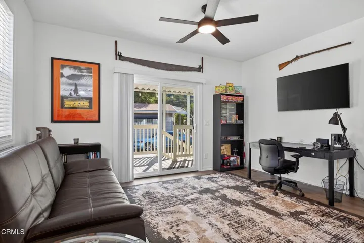 9-web-or-mls-10-print-011_UpmarketMedia_