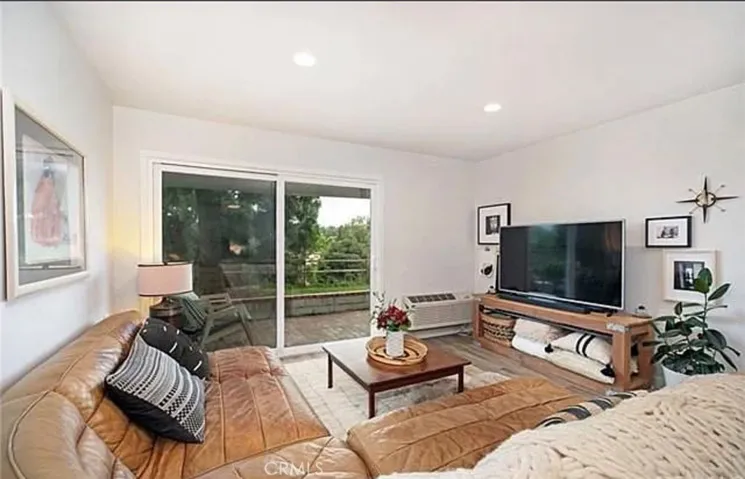 3363 Monte Hermoso, Laguna Woods, California 92637