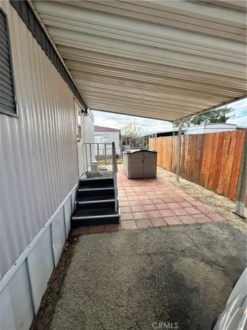 carport driveway