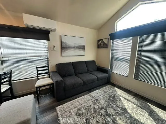 16540 Whittier Boulevard 2, Whittier, California 90603