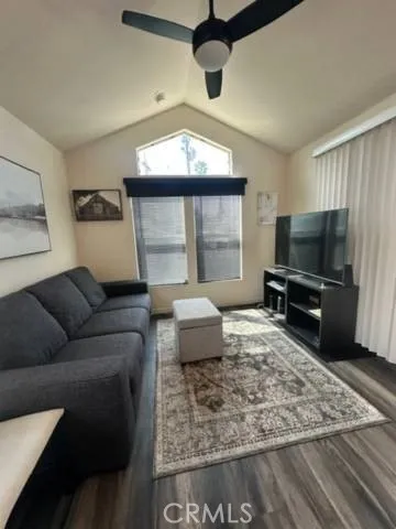16540 Whittier Boulevard 2, Whittier, California 90603