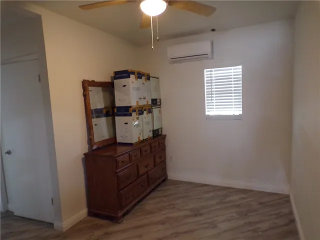 Bedroom 10 has 2 rooms