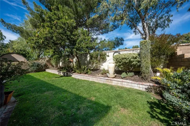 23361 Pike, Valencia, California 91355