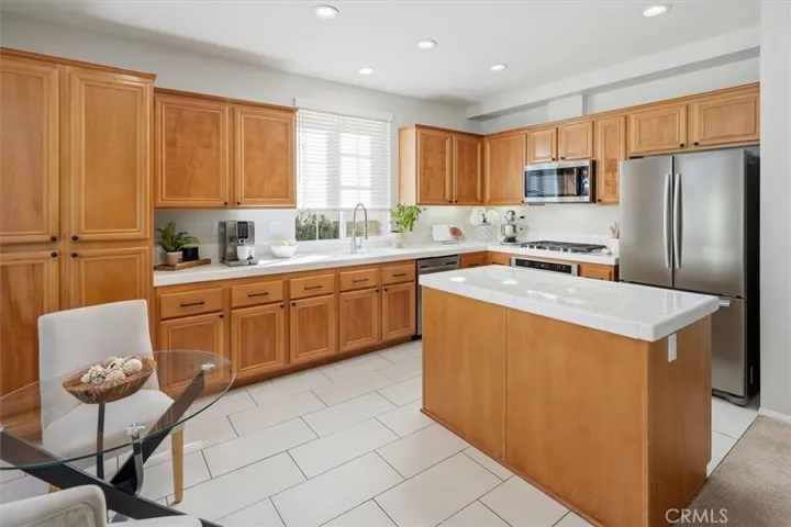 23361 Pike, Valencia, California 91355