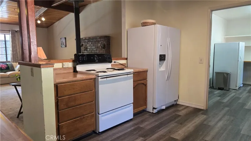 Open Kitchen to Living Room