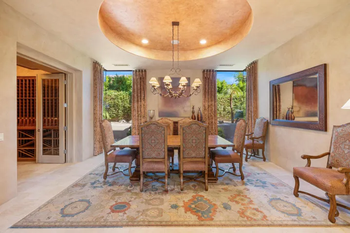 Formal Dining