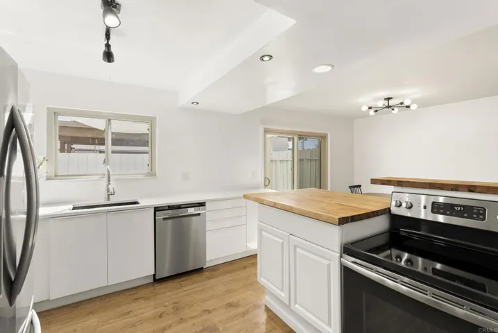 4169 Balboa Way, San Diego, California 92117