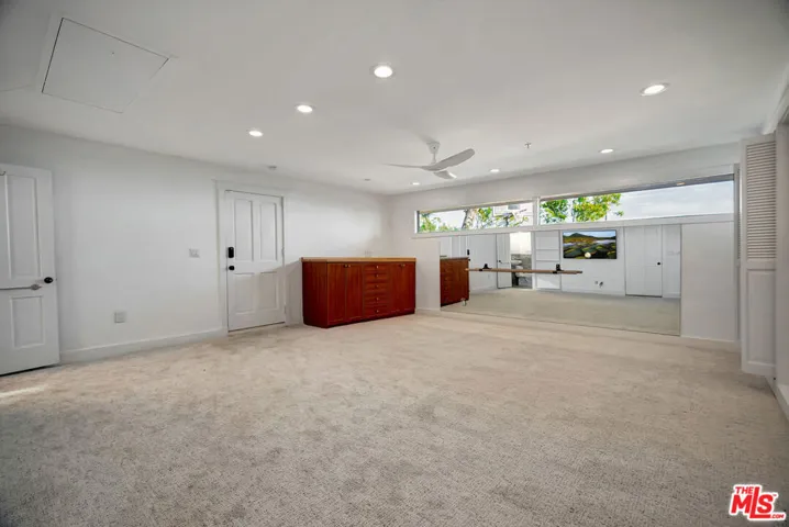 Huge Game/Dance room