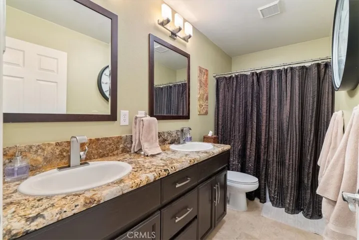 Upstairs guest bathroom