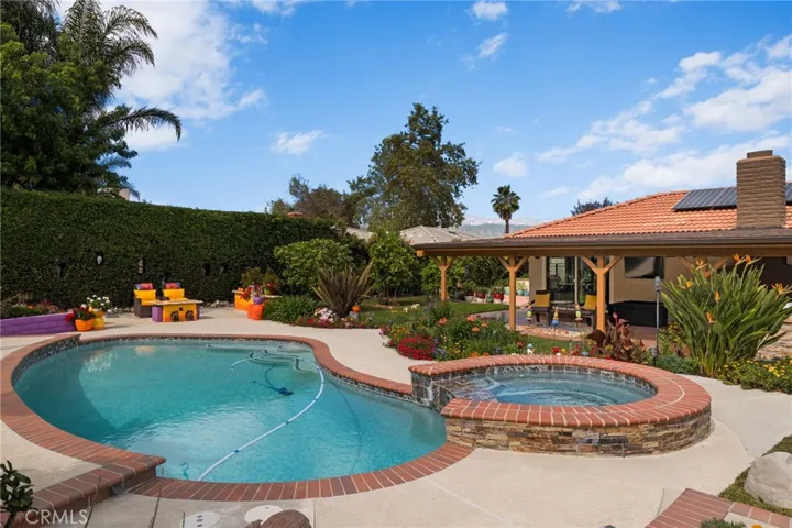 524 S Rancho Simi, Covina, California 91724