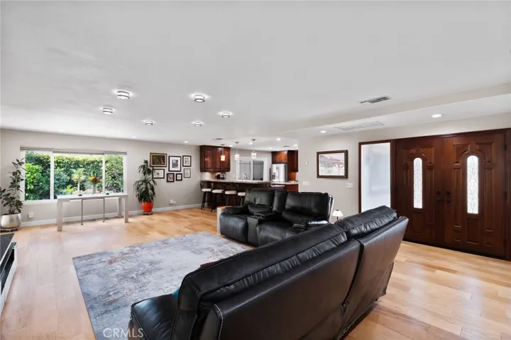 524 S Rancho Simi, Covina, California 91724