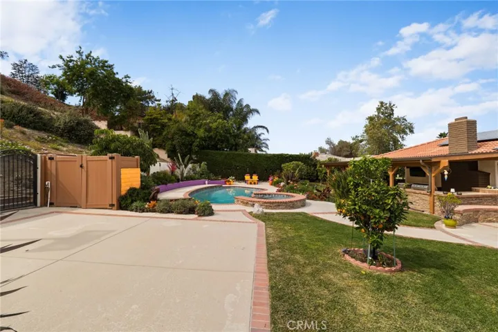 524 S Rancho Simi, Covina, California 91724