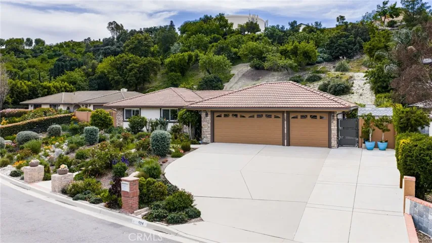 524 S Rancho Simi, Covina, California 91724