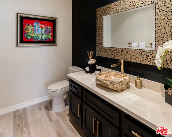 29402 Deerview Court, Agoura Hills, California 91301