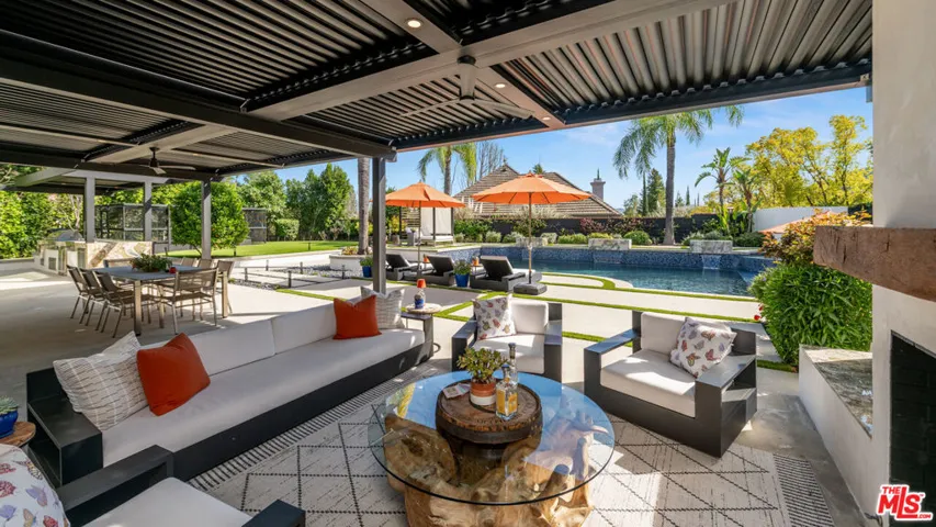 29402 Deerview Court, Agoura Hills, California 91301