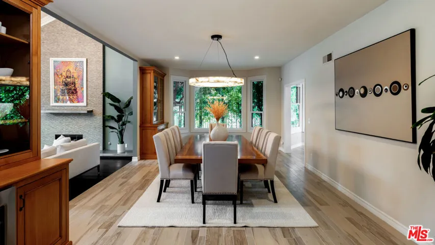 29402 Deerview Court, Agoura Hills, California 91301