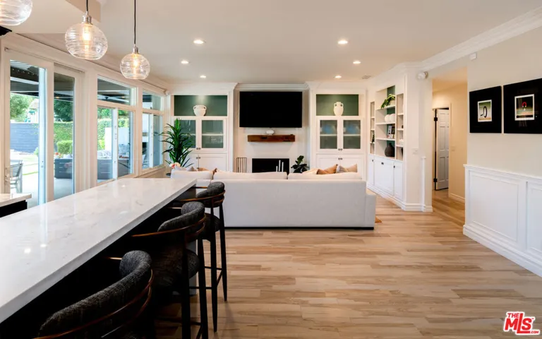 29402 Deerview Court, Agoura Hills, California 91301