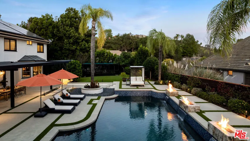 29402 Deerview Court, Agoura Hills, California 91301