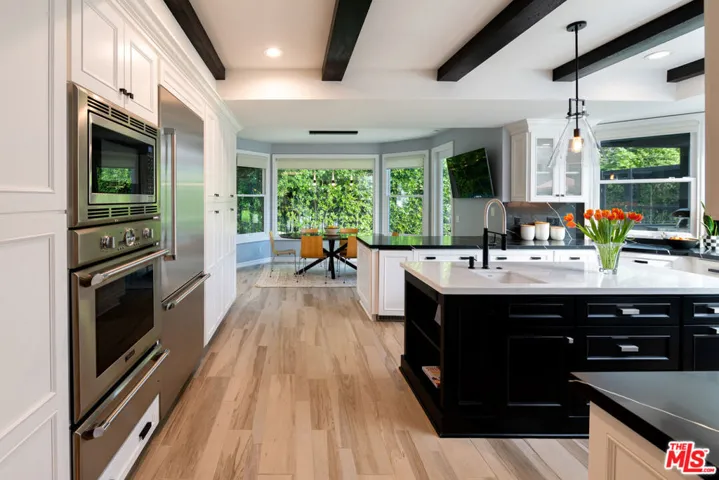 29402 Deerview Court, Agoura Hills, California 91301