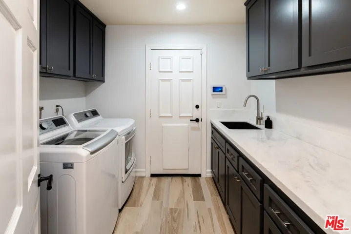 29402 Deerview Court, Agoura Hills, California 91301