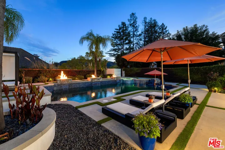 29402 Deerview Court, Agoura Hills, California 91301