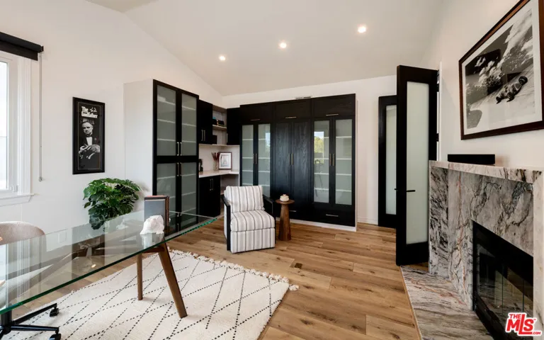 29402 Deerview Court, Agoura Hills, California 91301