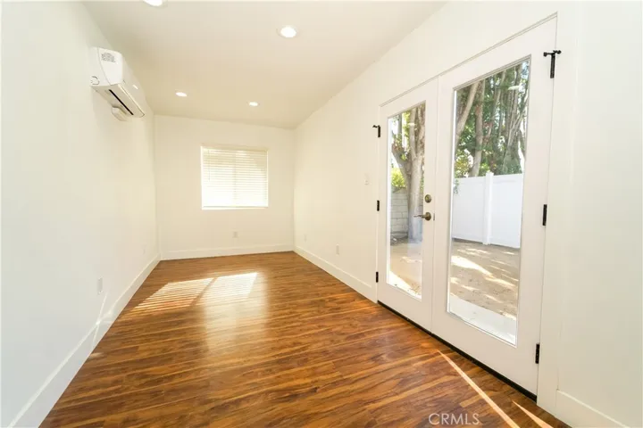 328 N Roosevelt Avenue A, Fullerton, California 92832