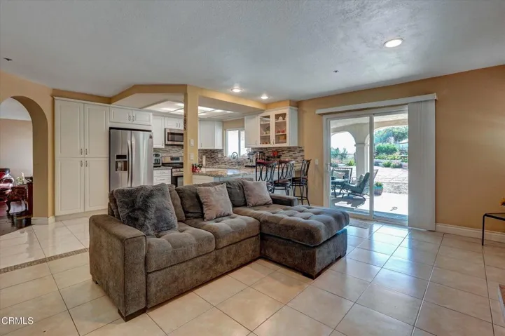 19-12477 Rajah St-19