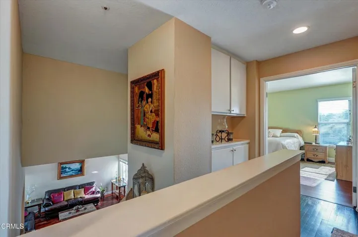 36-12477 Rajah St-36