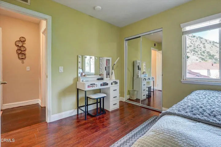 32-12477 Rajah St-32