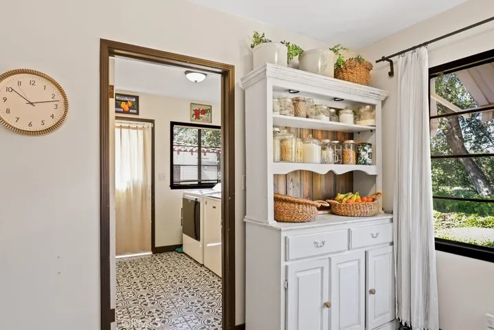 1804 Valle Vista, Redlands, California 92373